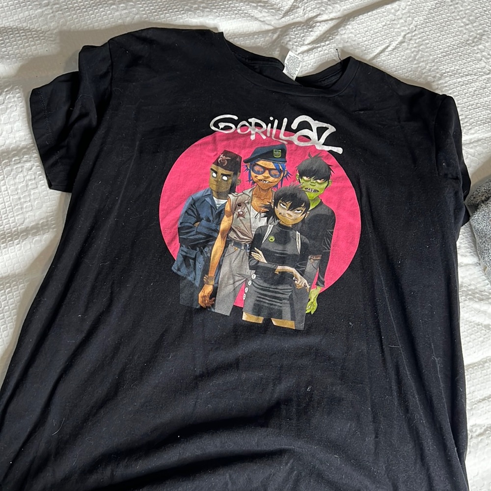 Gorillaz t shirt